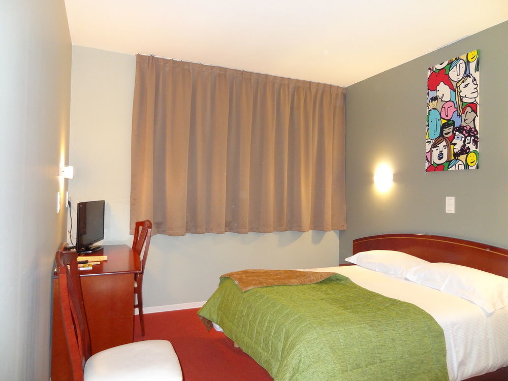 Hotel Cit'hotel De La Marne 2*